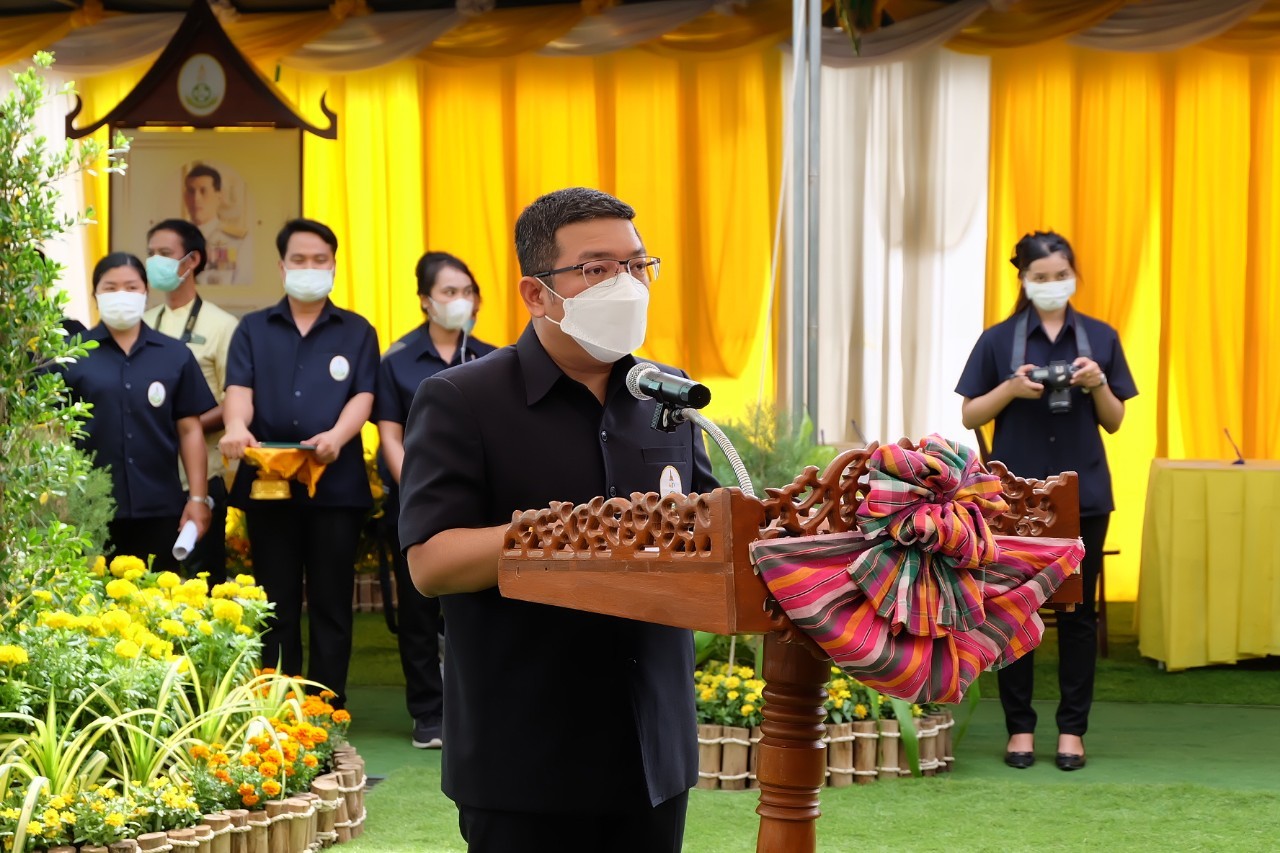 title - รมช.ประภัตร โพธสุธน เปิดงานคลินิกเกษตรเคลื่อนที่ในพระราชานุเคราะห์สมเด็จพระบรมโอรสาธิราช ฯ สยามมกุฎราชกุมาร ในโอกาสมหามงคลวันเฉลิมพระชนมพรรษา 70 พรรษาพระบาทสมเด็จพระเจ้าอยู่หัว วันที่ 28 กรกฎาคม 2565
